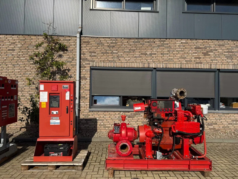 John Deere 6068 HF 120 Armstrong 452 m3 / h Diesel Waterpomp brandschade - Pompe à eau: photos 1 John Deere 6068 HF 120 Armstrong 452 m3 / h Diesel Waterpomp brandschade - Pompe à eau: photos 1