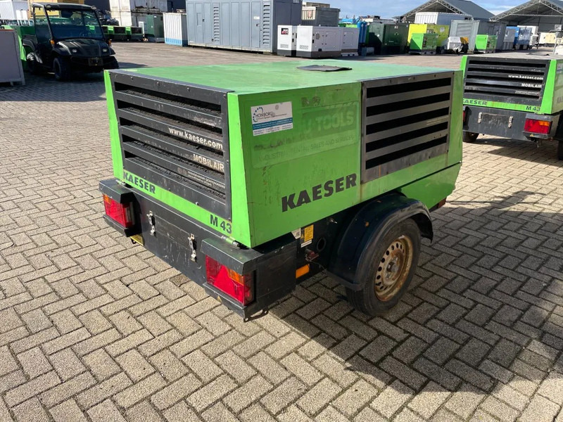 Kaeser M43 Kubota 4,2 m3 / min 7 Bar 30 kW Mobiele Silent Diesel Compressor - Compresseur d'air: photos 5 Kaeser M43 Kubota 4,2 m3 / min 7 Bar 30 kW Mobiele Silent Diesel Compressor - Compresseur d'air: photos 5