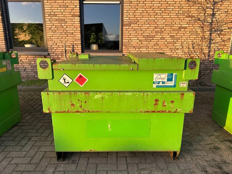 Kiwa IBC Steenbergen 750 liter Dieseltank met Handpomp Milieutank - Cuve de stockage: photos 1 Kiwa IBC Steenbergen 750 liter Dieseltank met Handpomp Milieutank - Cuve de stockage: photos 1