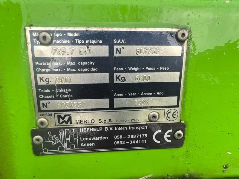 Merlo P35.7 EVT Perkins Diesel 3.5 ton Verreiker - Chariot télescopique: photos 3 Merlo P35.7 EVT Perkins Diesel 3.5 ton Verreiker - Chariot télescopique: photos 3
