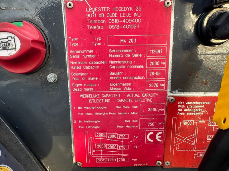 Moffett M4 20.1 Kubota Diesel Kooiaap 2 ton Sideshift Positioner Meeneemheftruck - Chariot embarqué: photos 5 Moffett M4 20.1 Kubota Diesel Kooiaap 2 ton Sideshift Positioner Meeneemheftruck - Chariot embarqué: photos 5