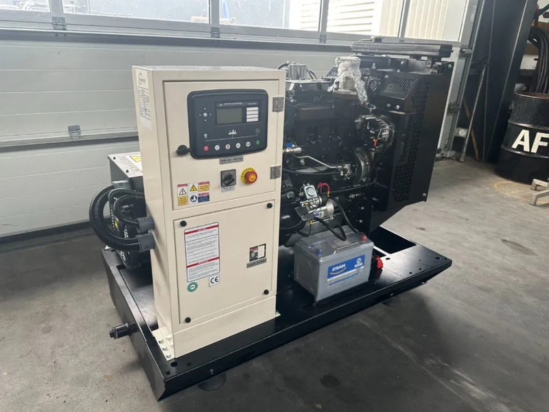 Perkins 1103A-33G Stamford 33 kVA generatorset NEW! - Groupe électrogène: photos 2 Perkins 1103A-33G Stamford 33 kVA generatorset NEW! - Groupe électrogène: photos 2