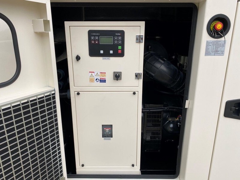 Perkins 1106D-E70TAG3 Stamford 165 kVA Silent generatorset New ! - Groupe électrogène: photos 3 Perkins 1106D-E70TAG3 Stamford 165 kVA Silent generatorset New ! - Groupe électrogène: photos 3
