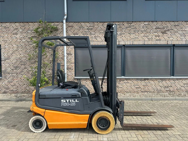 Still R 60-25 2.5 ton Triplex Freelift Sideshift Elektra Heftruck 590 cm hefhoogte ! - Chariot élévateur électrique: photos 3 Still R 60-25 2.5 ton Triplex Freelift Sideshift Elektra Heftruck 590 cm hefhoogte ! - Chariot élévateur électrique: photos 3