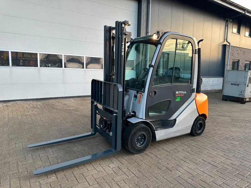 Still RX 70-30 T 3 ton Duplex Sideshift LPG Heftruck - Chariot élévateur à gaz: photos 3 Still RX 70-30 T 3 ton Duplex Sideshift LPG Heftruck - Chariot élévateur à gaz: photos 3