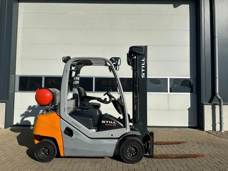 Still RX70-25 T 2.5 ton Duplex Sideshift LPG Heftruck 2020 - Chariot élévateur à gaz: photos 2 Still RX70-25 T 2.5 ton Duplex Sideshift LPG Heftruck 2020 - Chariot élévateur à gaz: photos 2