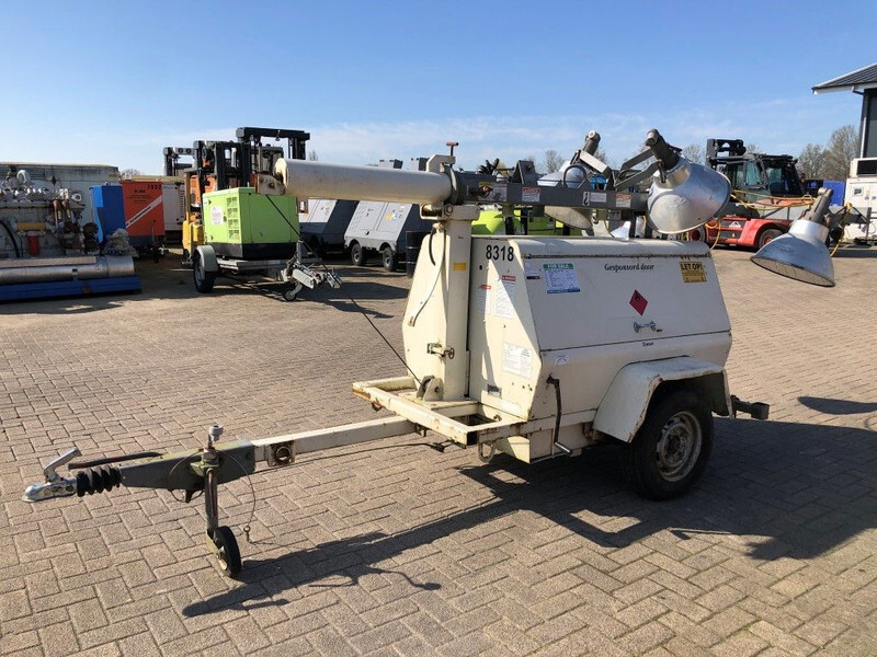 Terex Kubota Leroy Somer 7 kVA lichtmast aggregaat light tower - Mat d'éclairage: photos 2 Terex Kubota Leroy Somer 7 kVA lichtmast aggregaat light tower - Mat d'éclairage: photos 2