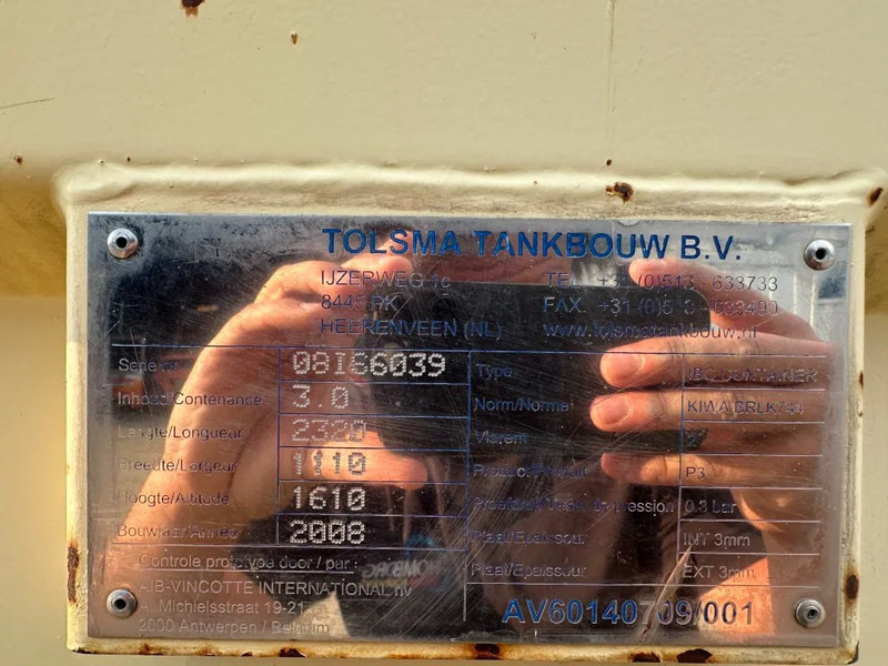 Tolsma Kiwa IBC 3000 liter Dieseltank Milieutank - Conteneur maritime: photos 3 Tolsma Kiwa IBC 3000 liter Dieseltank Milieutank - Conteneur maritime: photos 3