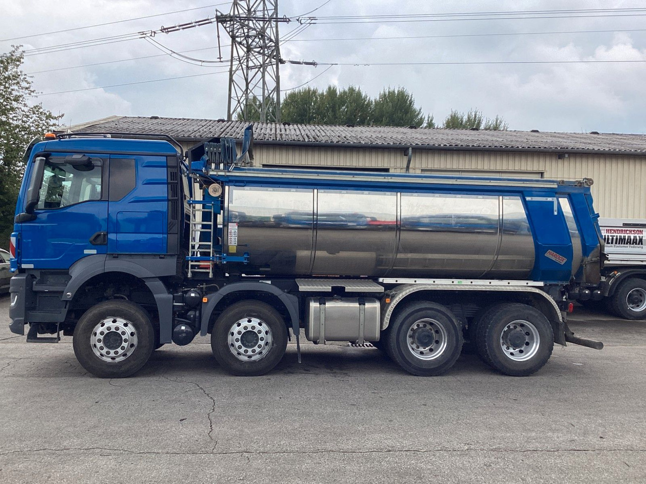 MAN TGS 35.510 Carnehl Thermomulde Asphalt 16,5m³ - Camion benne: photos 2 MAN TGS 35.510 Carnehl Thermomulde Asphalt 16,5m³ - Camion benne: photos 2