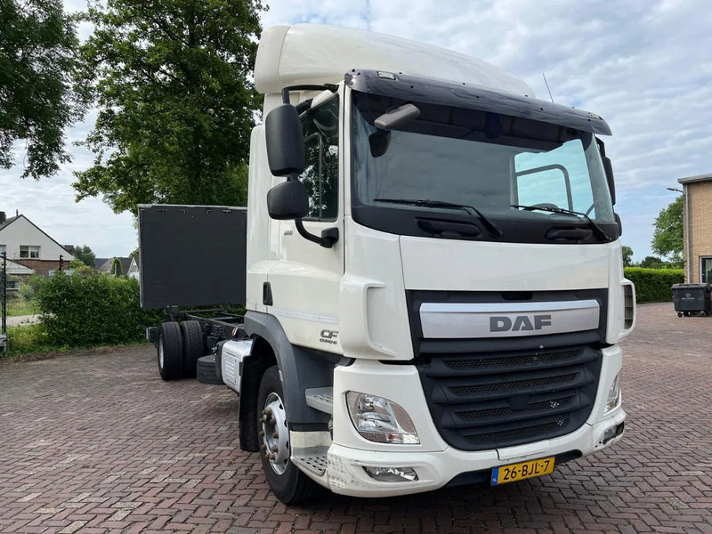 DAF CF 260 CF 260 FA CHASSIS CABINE EURO 6 - Châssis cabine: photos 2 DAF CF 260 CF 260 FA CHASSIS CABINE EURO 6 - Châssis cabine: photos 2