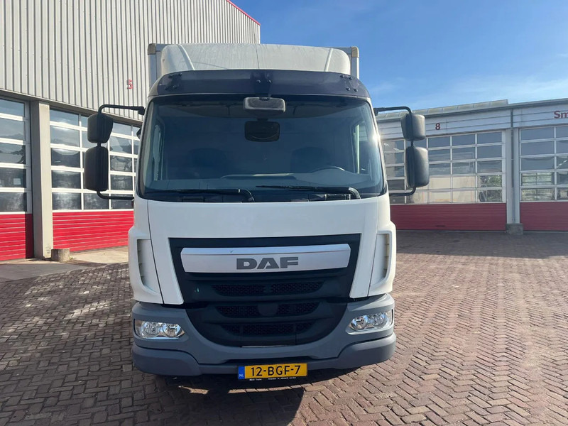 DAF LF 180 FA 16 TN EURO 6 - Camion fourgon: photos 2 DAF LF 180 FA 16 TN EURO 6 - Camion fourgon: photos 2