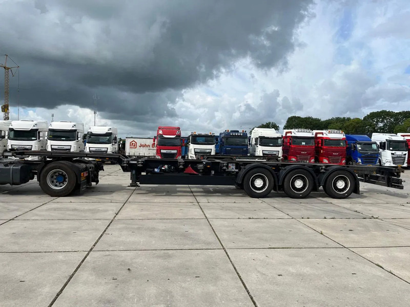 Kögel PORT 40 SIMPLEX 20 - Semi-remorque porte-conteneur/ Caisse mobile: photos 5 Kögel PORT 40 SIMPLEX 20 - Semi-remorque porte-conteneur/ Caisse mobile: photos 5