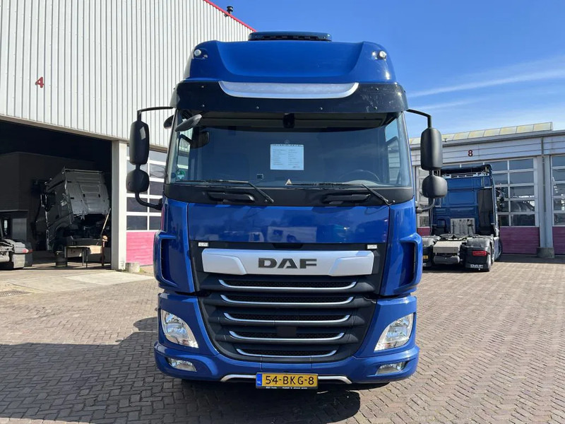 DAF CF 430 FTG EURO 6 - Tracteur routier: photos 2 DAF CF 430 FTG EURO 6 - Tracteur routier: photos 2