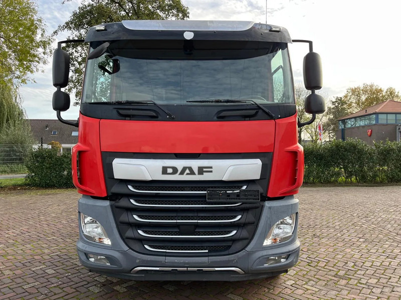 DAF CF 530 FAT intarder - Tracteur routier: photos 2 DAF CF 530 FAT intarder - Tracteur routier: photos 2