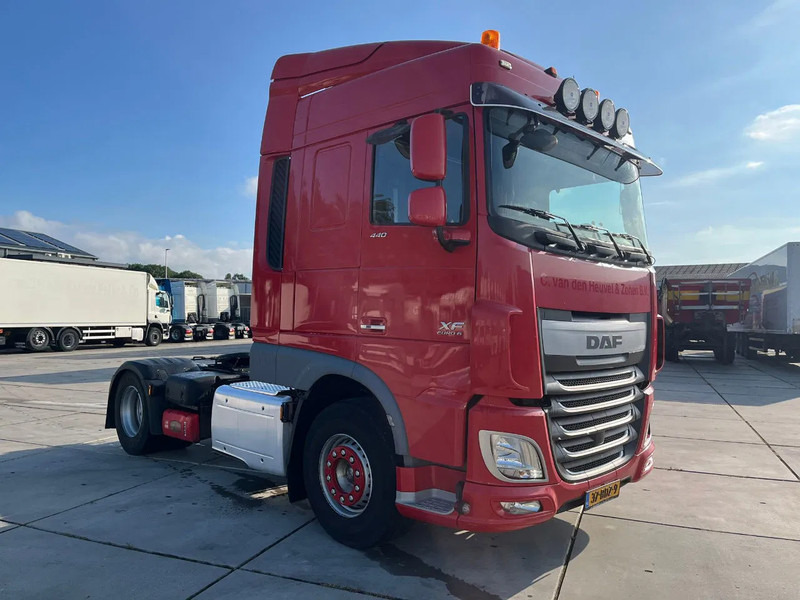 DAF XF 440 FT EURO 6 - Tracteur routier: photos 3 DAF XF 440 FT EURO 6 - Tracteur routier: photos 3
