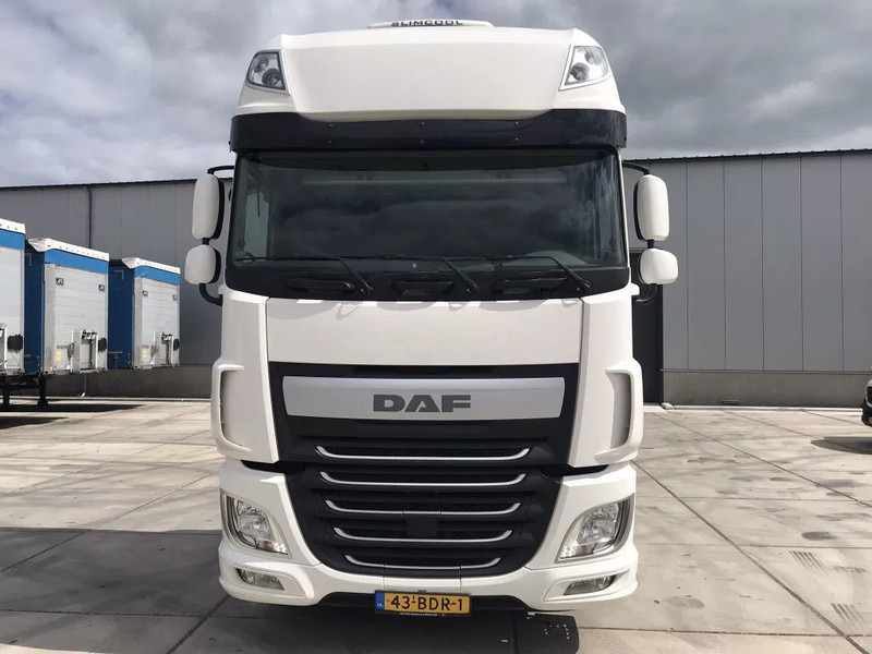 DAF XF 460 FT EURO 6 INTARDER - Tracteur routier: photos 2 DAF XF 460 FT EURO 6 INTARDER - Tracteur routier: photos 2