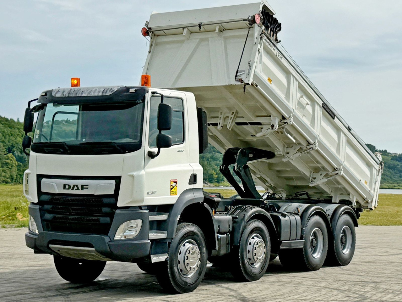 DAF CF 480 * Kipper 6,00 m + BORDMATIC/ 8x4 * TOP - Camion benne, Camion grue: photos 5 DAF CF 480 * Kipper 6,00 m + BORDMATIC/ 8x4 * TOP - Camion benne, Camion grue: photos 5