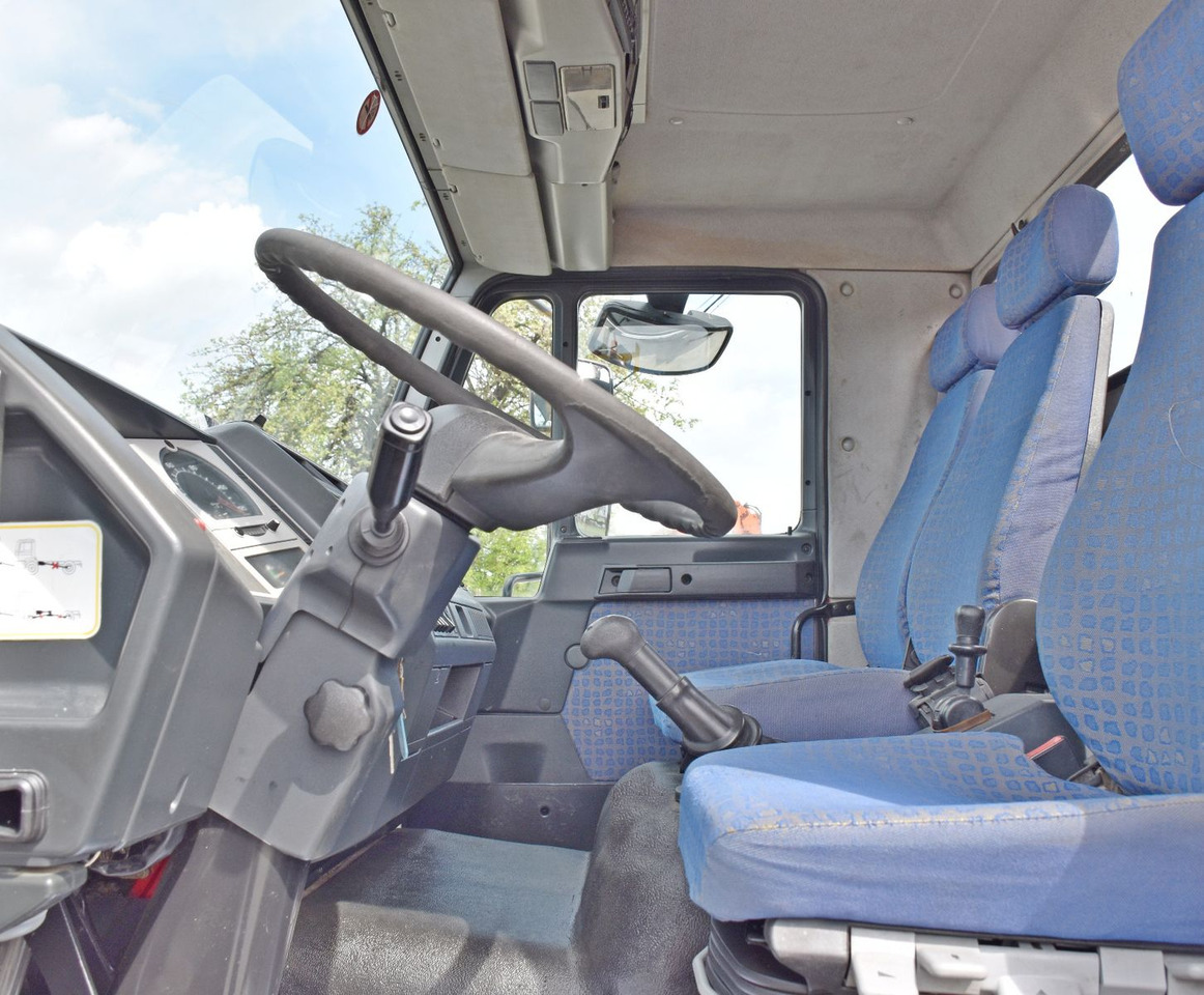 Camion benne, Camion grue MAN LE 18.280 Kipper 3,70 m + PK 9501 /4x4: photos 9
