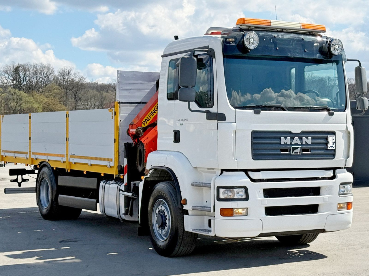 MAN TGA 18.440* PK 16502 + FUNK * 4x4 * TOP - Camion grue: photos 3 MAN TGA 18.440* PK 16502 + FUNK * 4x4 * TOP - Camion grue: photos 3