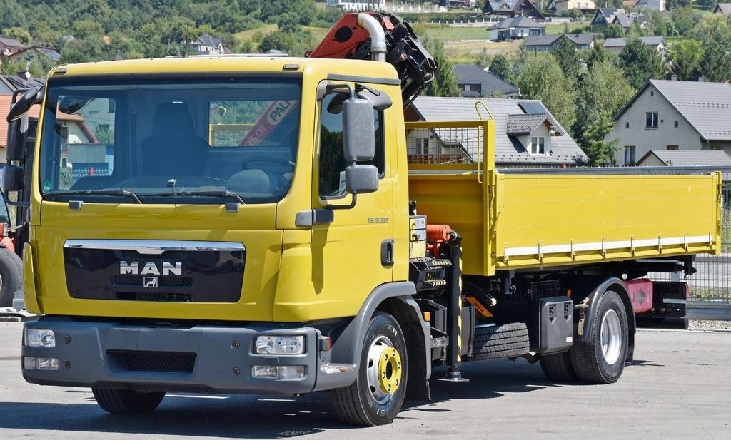 MAN TGL 12.220 Kipper 5,05 m + PK 8501 B *TOPZUSTAND - Camion benne, Camion grue: photos 4 MAN TGL 12.220 Kipper 5,05 m + PK 8501 B *TOPZUSTAND - Camion benne, Camion grue: photos 4