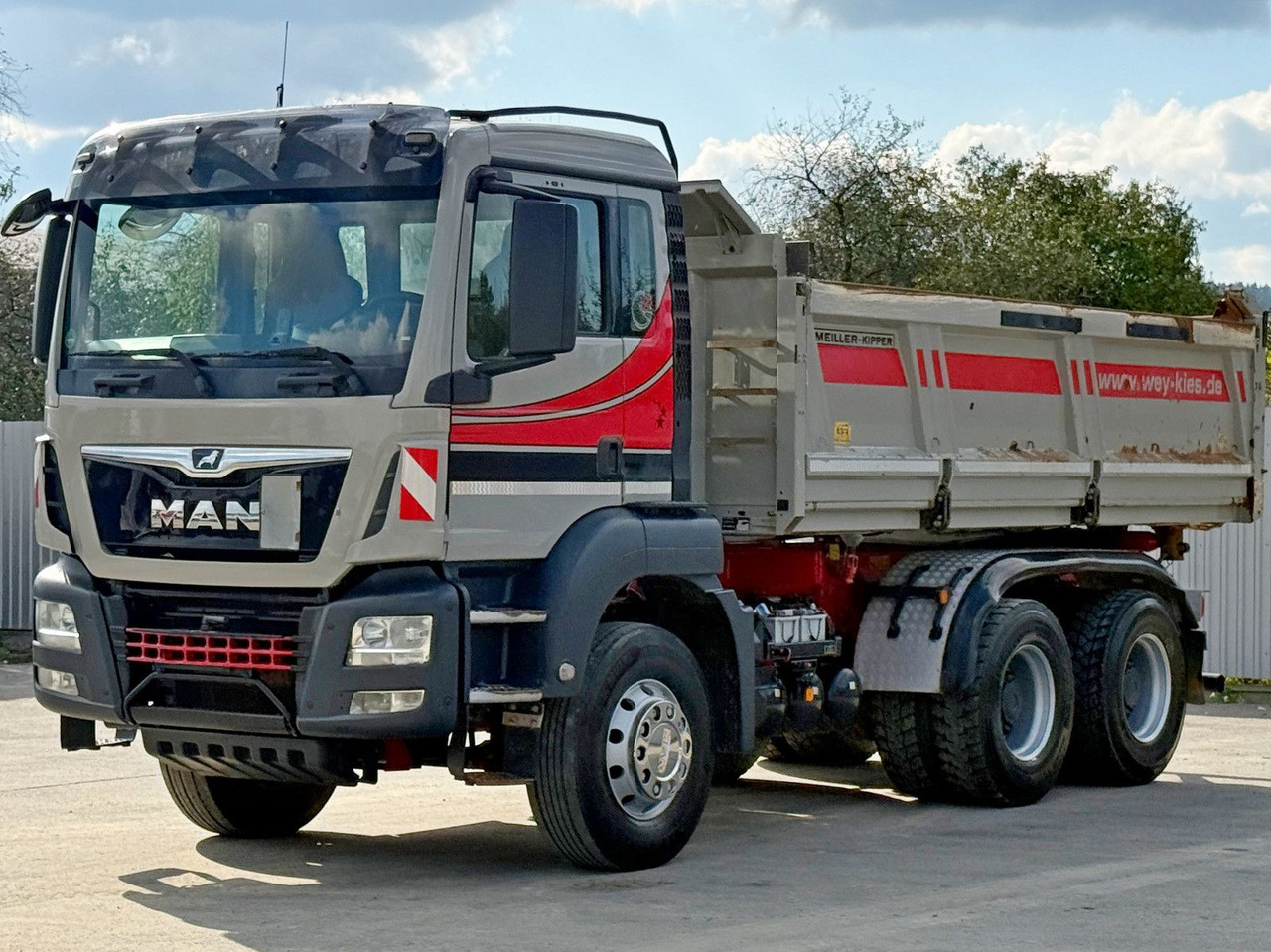 MAN TGS 26.460 * Kipper 4,90m+BORDMATIC * 6x4 * TOP - Camion benne, Camion grue: photos 5 MAN TGS 26.460 * Kipper 4,90m+BORDMATIC * 6x4 * TOP - Camion benne, Camion grue: photos 5