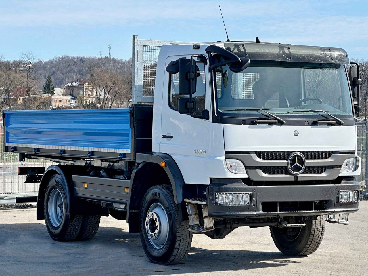 Mercedes-Benz AXOR 1629 * KIPPER 4,80 m * 4x4 * TOPZUSTAND - Camion benne, Camion grue: photos 4 Mercedes-Benz AXOR 1629 * KIPPER 4,80 m * 4x4 * TOPZUSTAND - Camion benne, Camion grue: photos 4