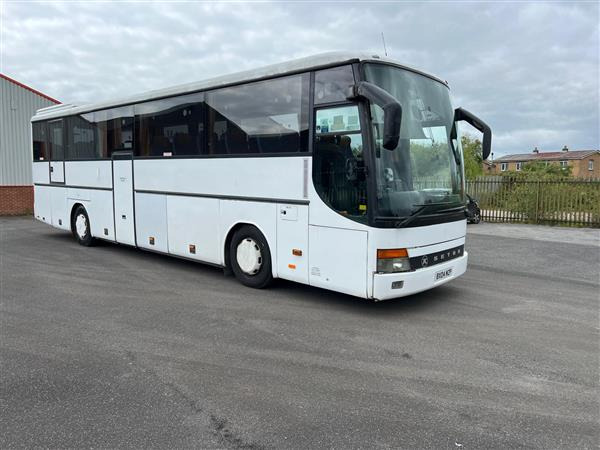 2004 Setra 315 GT 49 Seat coach, MOT November, 6 cylinder, 6 speed manual, excellent runner. - Autocar: photos 3 2004 Setra 315 GT 49 Seat coach, MOT November, 6 cylinder, 6 speed manual, excellent runner. - Autocar: photos 3