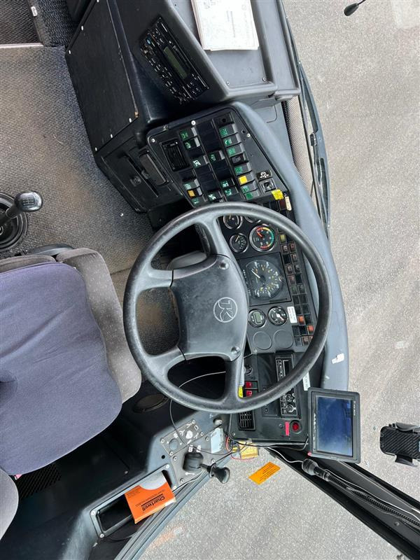 2004 Setra 315 GT 49 Seat coach, MOT November, 6 cylinder, 6 speed manual, excellent runner. - Autocar: photos 4 2004 Setra 315 GT 49 Seat coach, MOT November, 6 cylinder, 6 speed manual, excellent runner. - Autocar: photos 4