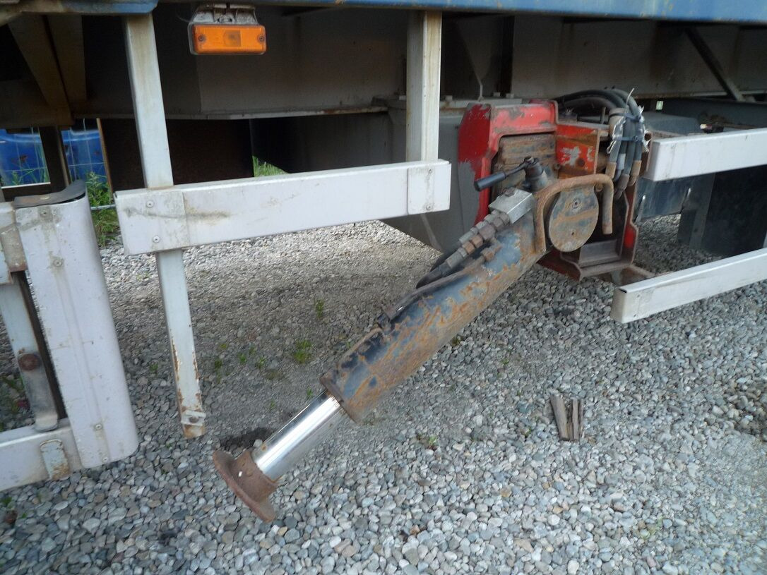 Semi-remorque plateau Diversen SPL 2.18L Grünenfelder SPL 2.18L: photos 12 Semi-remorque plateau Diversen SPL 2.18L Grünenfelder SPL 2.18L: photos 12