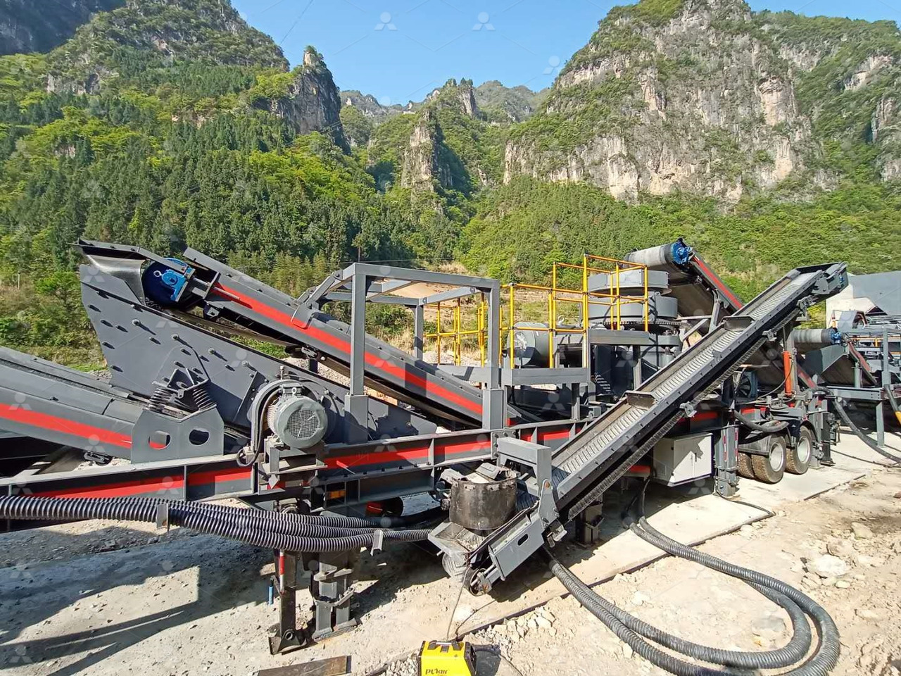 LIMING NK series mobile crusher - Concasseur mobile: photos 1 LIMING NK series mobile crusher - Concasseur mobile: photos 1