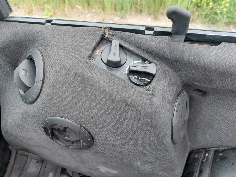 Chariot élévateur diesel Hyster H5.5FT: photos 16