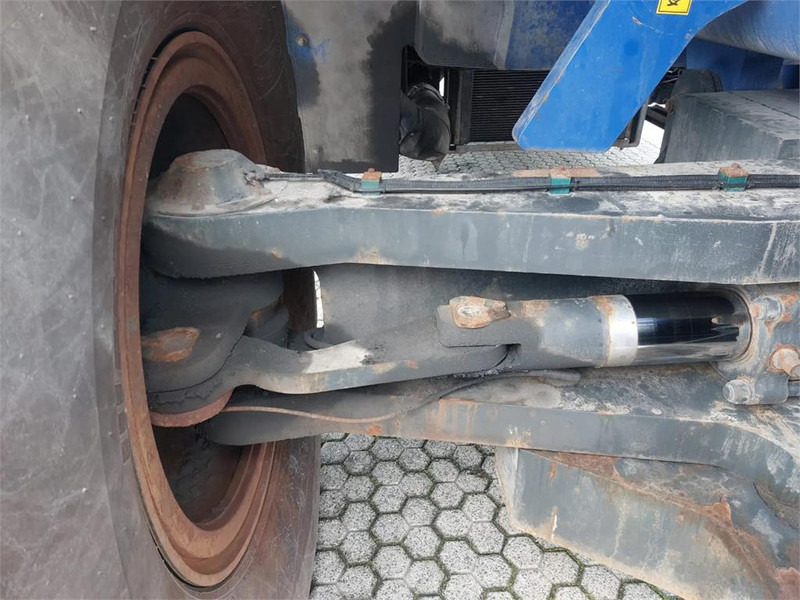 Reach stacker KONECRANES SMV 4531 CC5: photos 15 Reach stacker KONECRANES SMV 4531 CC5: photos 15