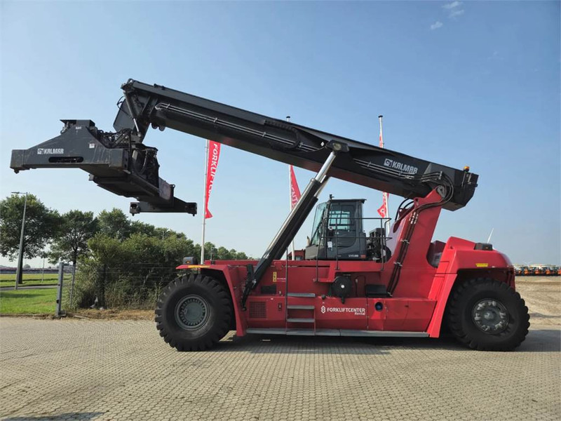 Kalmar DRG450-65S5 - Reach stacker: photos 2 Kalmar DRG450-65S5 - Reach stacker: photos 2