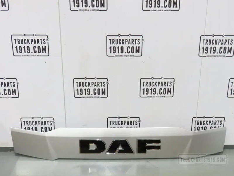 DAF 2250154 Logoplaat - Carrosserie et extérieur pour Camion: photos 1 DAF 2250154 Logoplaat - Carrosserie et extérieur pour Camion: photos 1