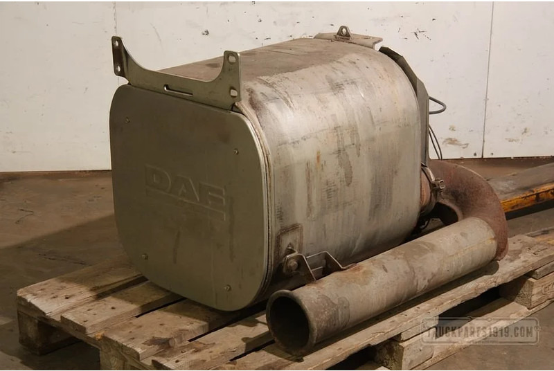 DAF Exhaust System Katalysator DAF XF - Catalyseur pour Camion: photos 1 DAF Exhaust System Katalysator DAF XF - Catalyseur pour Camion: photos 1