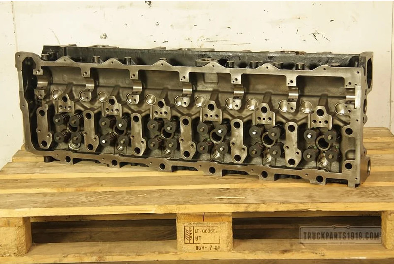 MAN Engines & Parts Revisie cilinderkop D2066 - Culasse pour Camion: photos 2 MAN Engines & Parts Revisie cilinderkop D2066 - Culasse pour Camion: photos 2