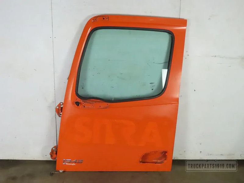 Mercedes-Benz Body & Chassis Parts Portier Li. MB MP4 - Portière et pièces pour Camion: photos 1 Mercedes-Benz Body & Chassis Parts Portier Li. MB MP4 - Portière et pièces pour Camion: photos 1