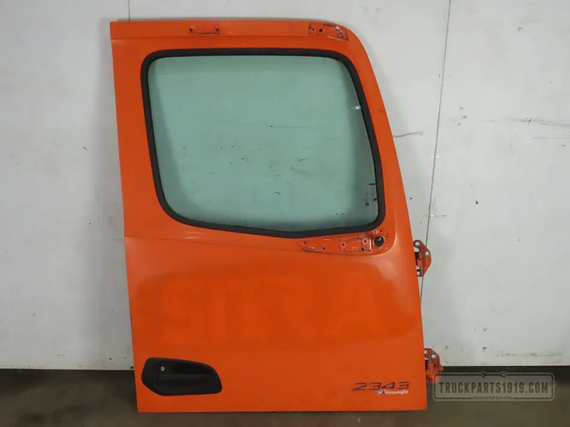 Mercedes-Benz Body & Chassis Parts Portier Re. MB MP4 - Portière et pièces pour Camion: photos 1 Mercedes-Benz Body & Chassis Parts Portier Re. MB MP4 - Portière et pièces pour Camion: photos 1