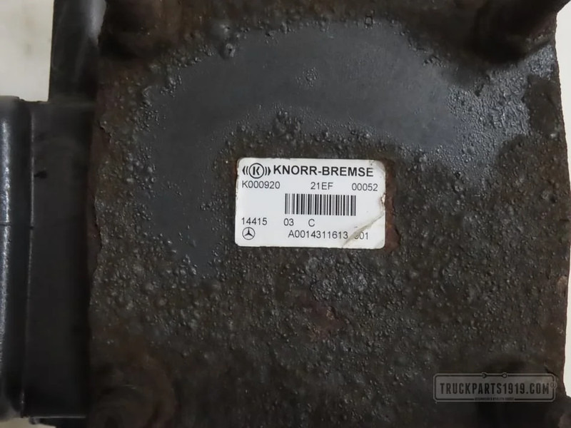 Mercedes-Benz Compressed Air System Aanhangwagen EBS ventiel MB MP - Valve pour Camion: photos 2 Mercedes-Benz Compressed Air System Aanhangwagen EBS ventiel MB MP - Valve pour Camion: photos 2