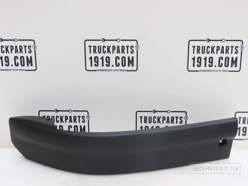 Volvo Body & Chassis Parts Bumperhoek afdekking Li. Volvo - Pare-chocs pour Camion: photos 1 Volvo Body & Chassis Parts Bumperhoek afdekking Li. Volvo - Pare-chocs pour Camion: photos 1