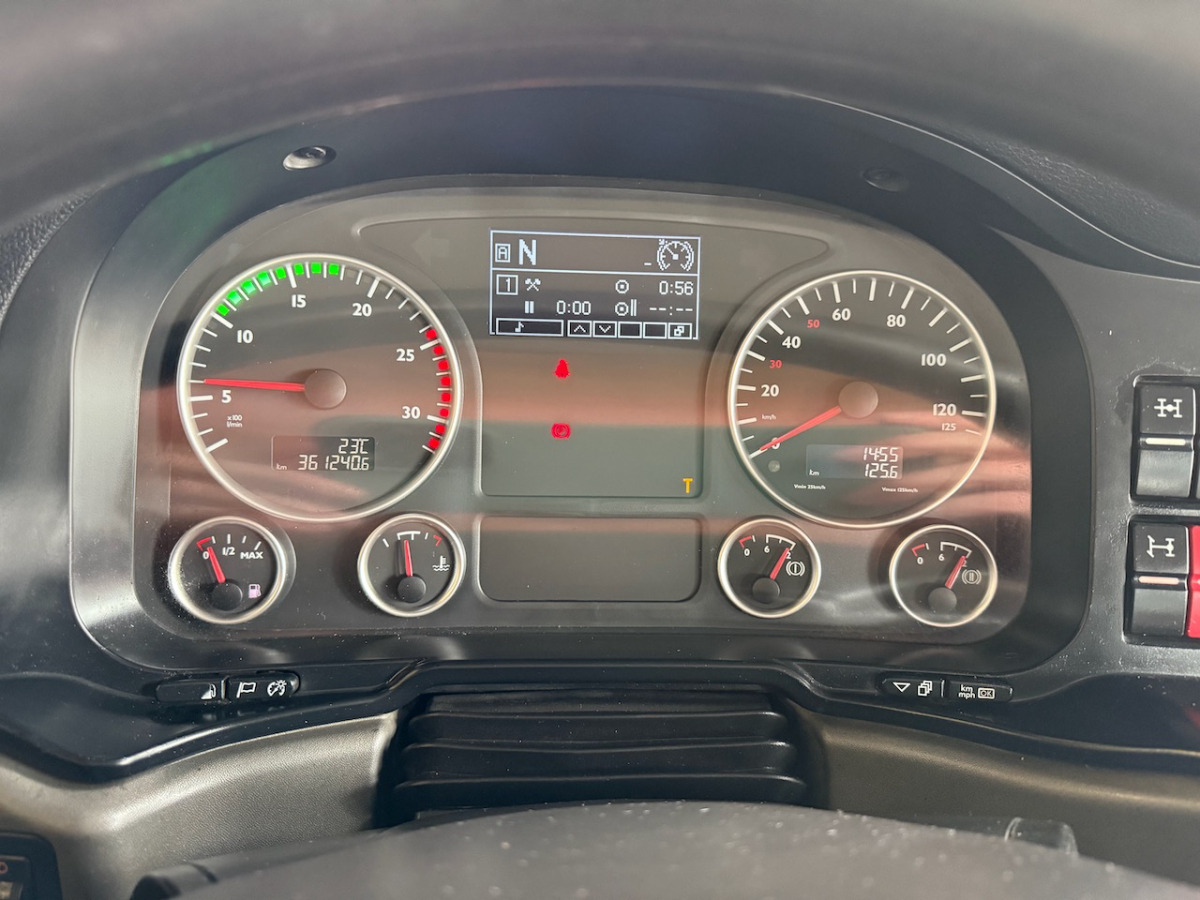 MAN TGS 35.480 8x4 - Camion benne: photos 5 MAN TGS 35.480 8x4 - Camion benne: photos 5