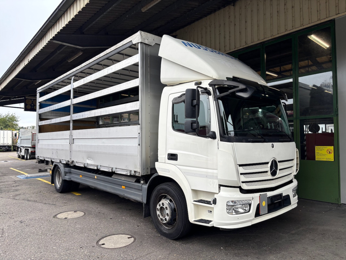 MERCEDES Atego 1530 - Camion plateau: photos 1 MERCEDES Atego 1530 - Camion plateau: photos 1