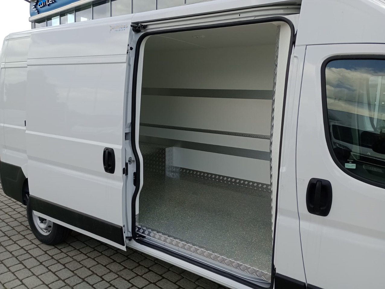 Fiat Ducato 140 L3H2 Kühlkasten - Utilitaire frigorifique: photos 4 Fiat Ducato 140 L3H2 Kühlkasten - Utilitaire frigorifique: photos 4