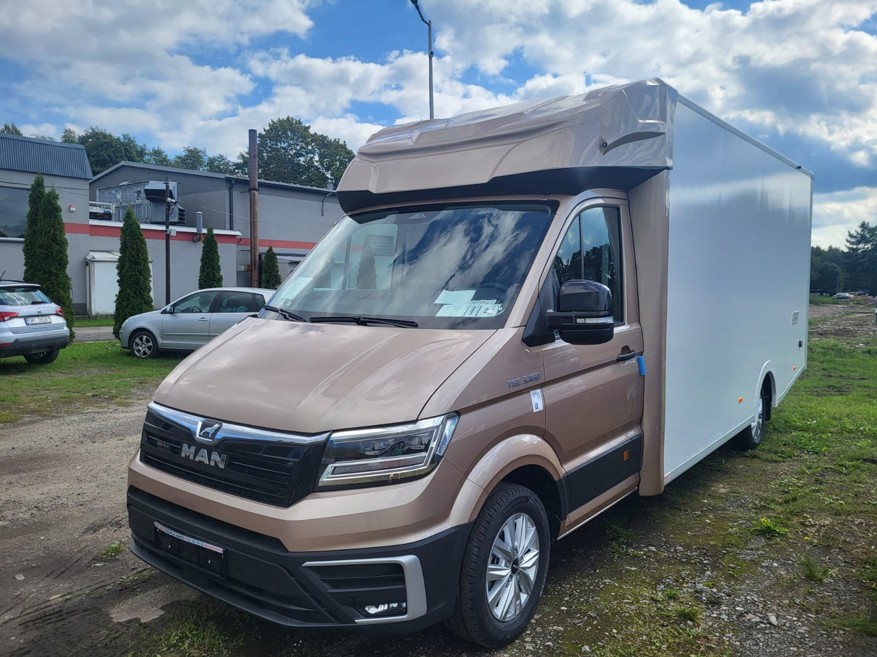 MAN TGE 3.180 Koffer mit Schlafbett - Fourgon grand volume, Utilitaire double cabine: photos 1 MAN TGE 3.180 Koffer mit Schlafbett - Fourgon grand volume, Utilitaire double cabine: photos 1