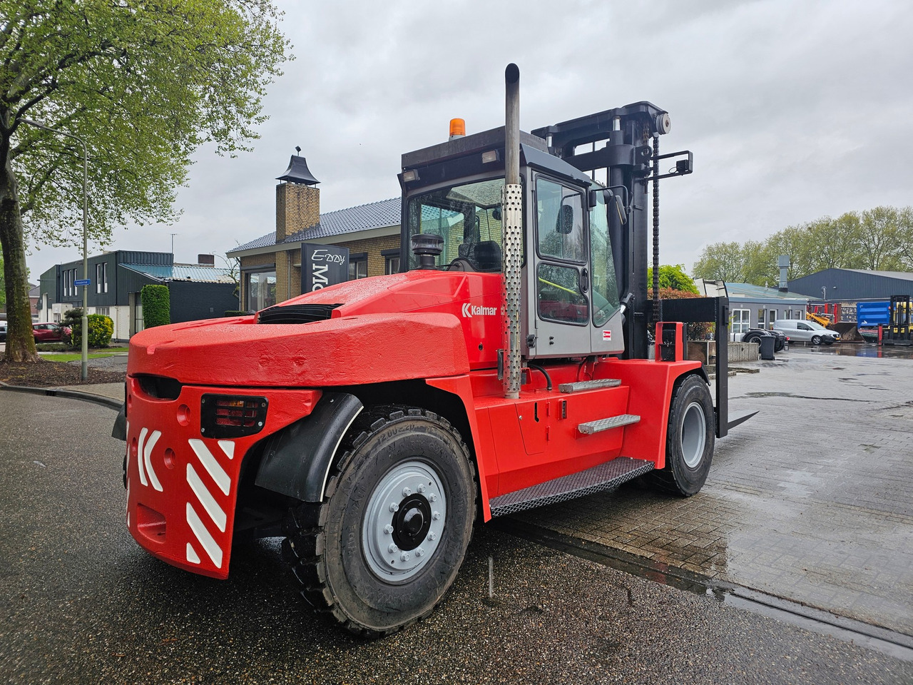 Kalmar DCE 160-6 Diesel - Chariot élévateur: photos 4 Kalmar DCE 160-6 Diesel - Chariot élévateur: photos 4