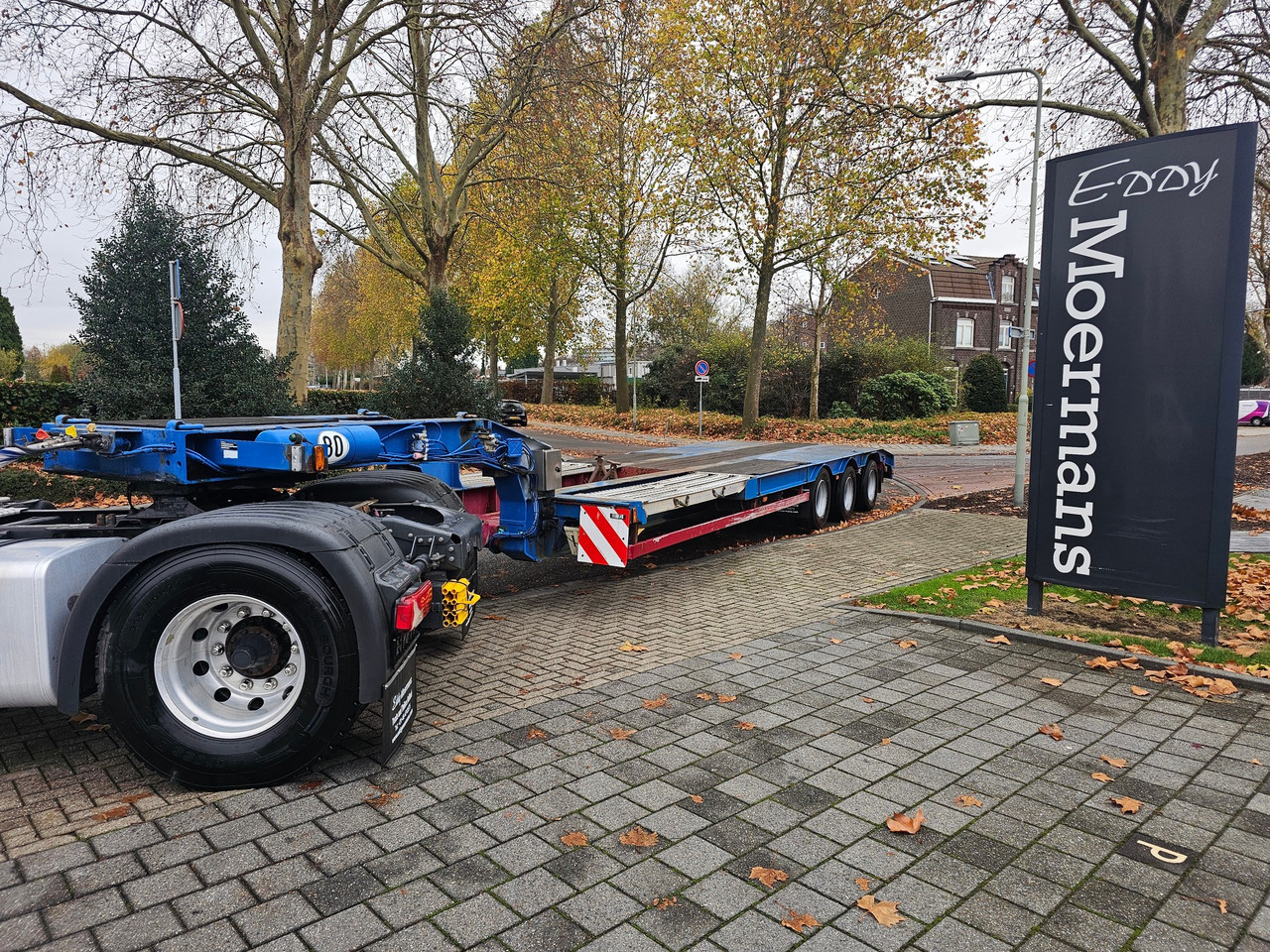 Langendorf ATUE 30/34 - Semi-remorque surbaissé: photos 1 Langendorf ATUE 30/34 - Semi-remorque surbaissé: photos 1