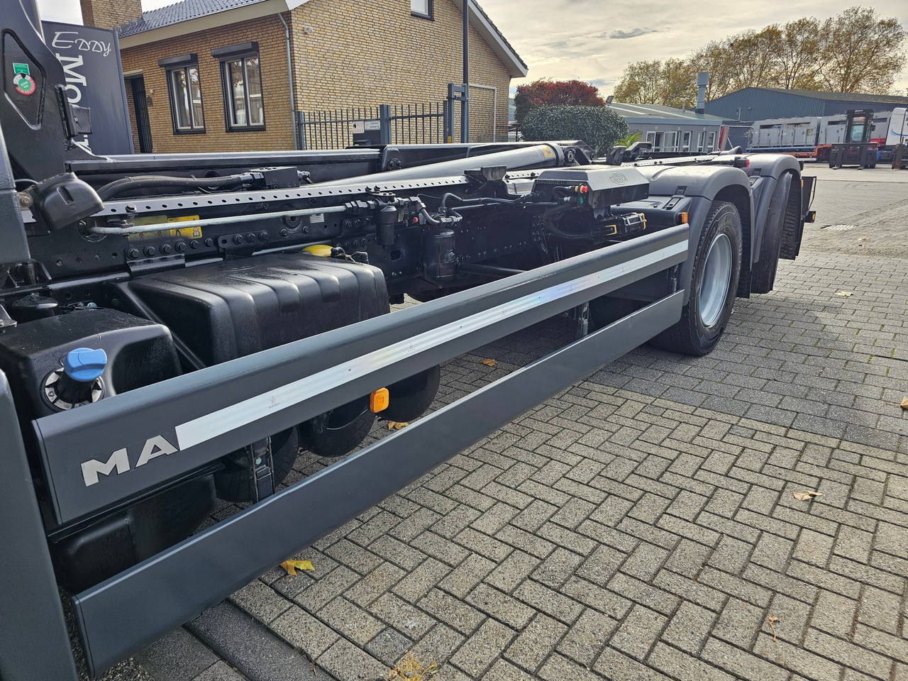 Camion ampliroll MAN TGS 28.500 L 6x2-4 Hooklift: photos 15 Camion ampliroll MAN TGS 28.500 L 6x2-4 Hooklift: photos 15