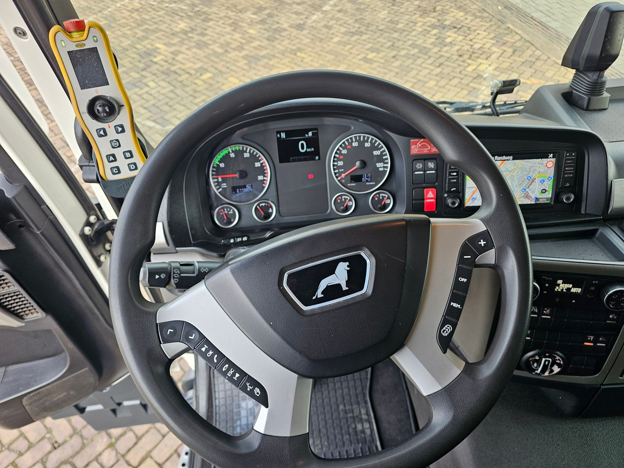 Camion ampliroll MAN TGS 28.500 L 6x2-4 Hooklift: photos 7 Camion ampliroll MAN TGS 28.500 L 6x2-4 Hooklift: photos 7