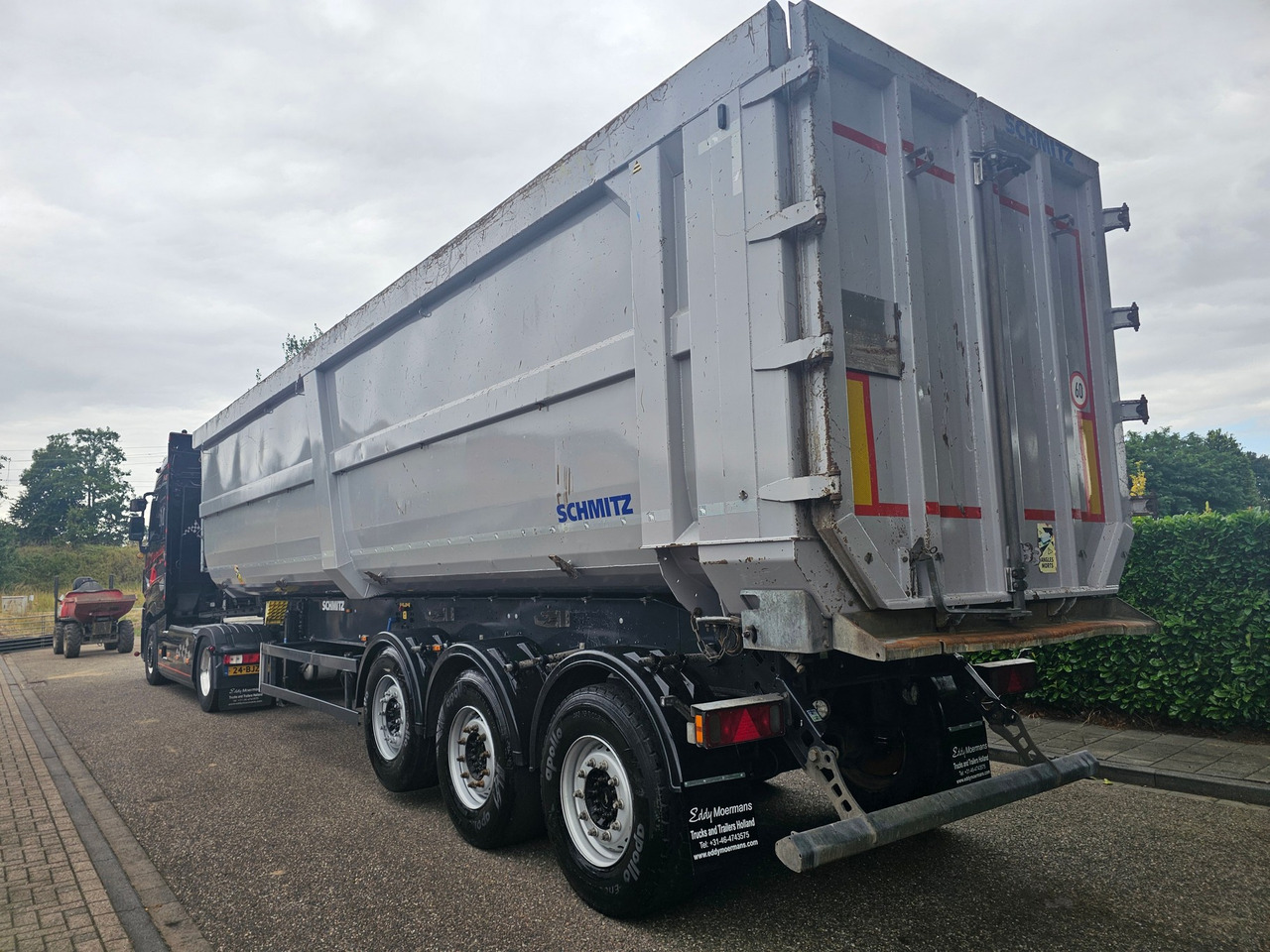 Schmitz SGF-S3 Scraptipper 55 M3 - Semi-remorque benne: photos 4 Schmitz SGF-S3 Scraptipper 55 M3 - Semi-remorque benne: photos 4