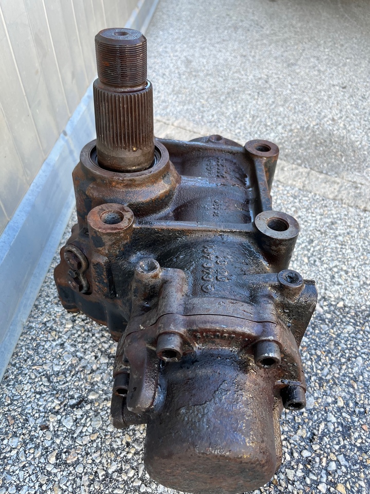 MERCEDES LS8 - Boîtier de direction pour Camion: photos 3 MERCEDES LS8 - Boîtier de direction pour Camion: photos 3